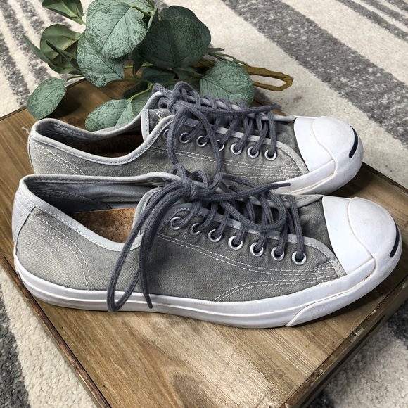 CONVERSE Grey Sneakers Size 8 EUC - Picture 3 of 12